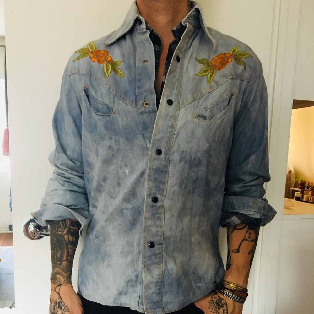 One of a kind - vintage embroidered denim shirt
